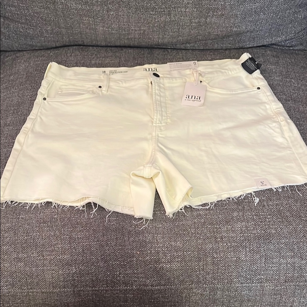 Anine Bing Cream Women's Shorts